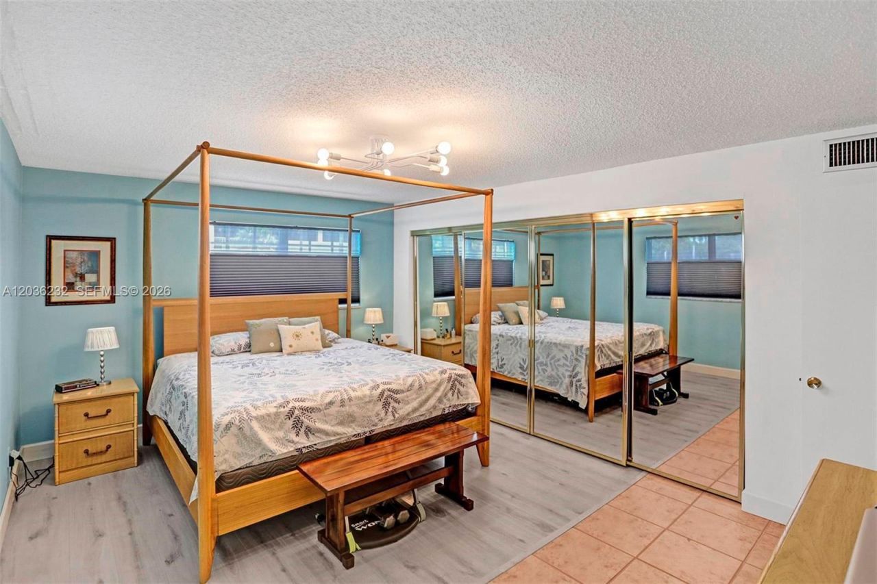 2500 NE 9th St , Unit 111, Fort Lauderdale, FL 33304 Photo