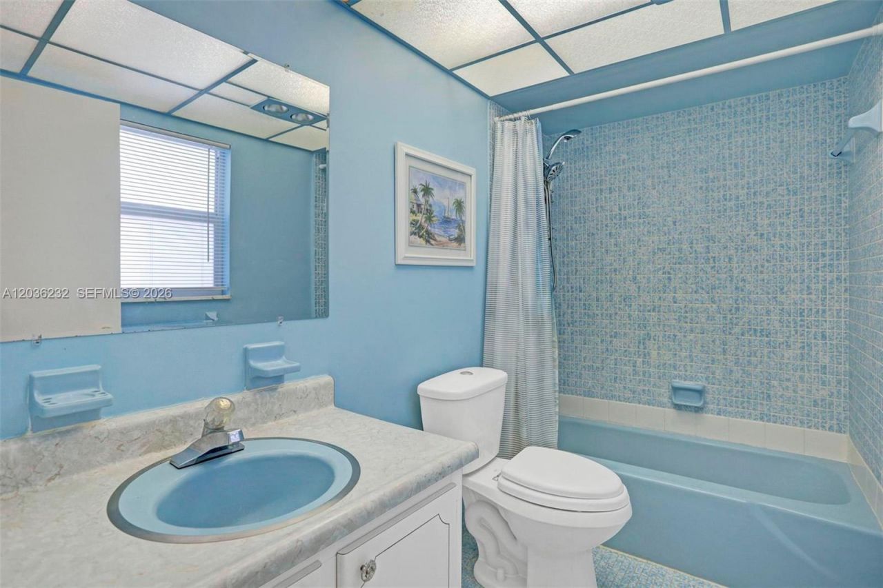 2500 NE 9th St , Unit 111, Fort Lauderdale, FL 33304 Photo