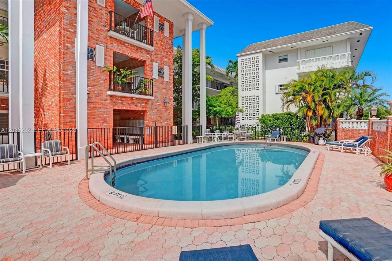 2500 NE 9th St , Unit 111, Fort Lauderdale, FL 33304 Photo