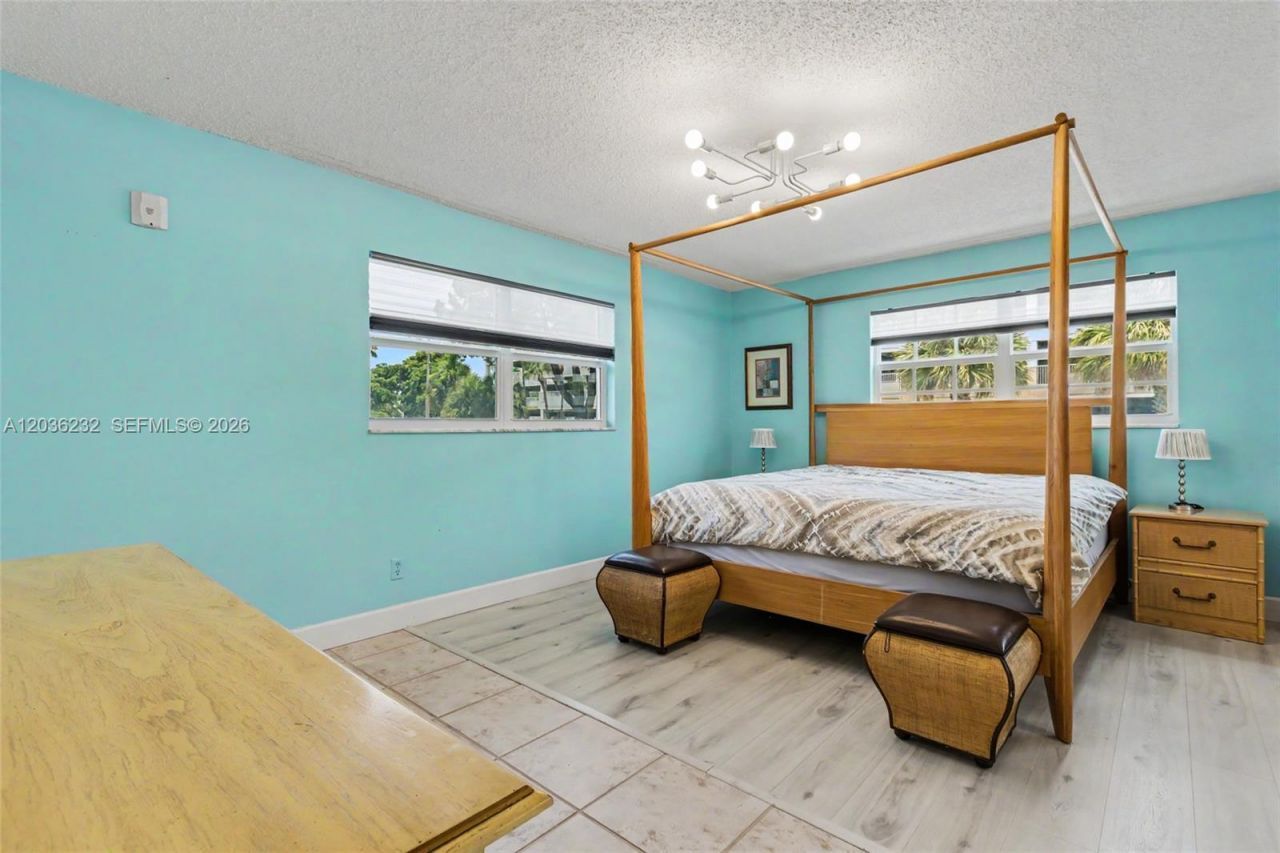 2500 NE 9th St, Unit 111, Fort Lauderdale, FL 33304 Photo