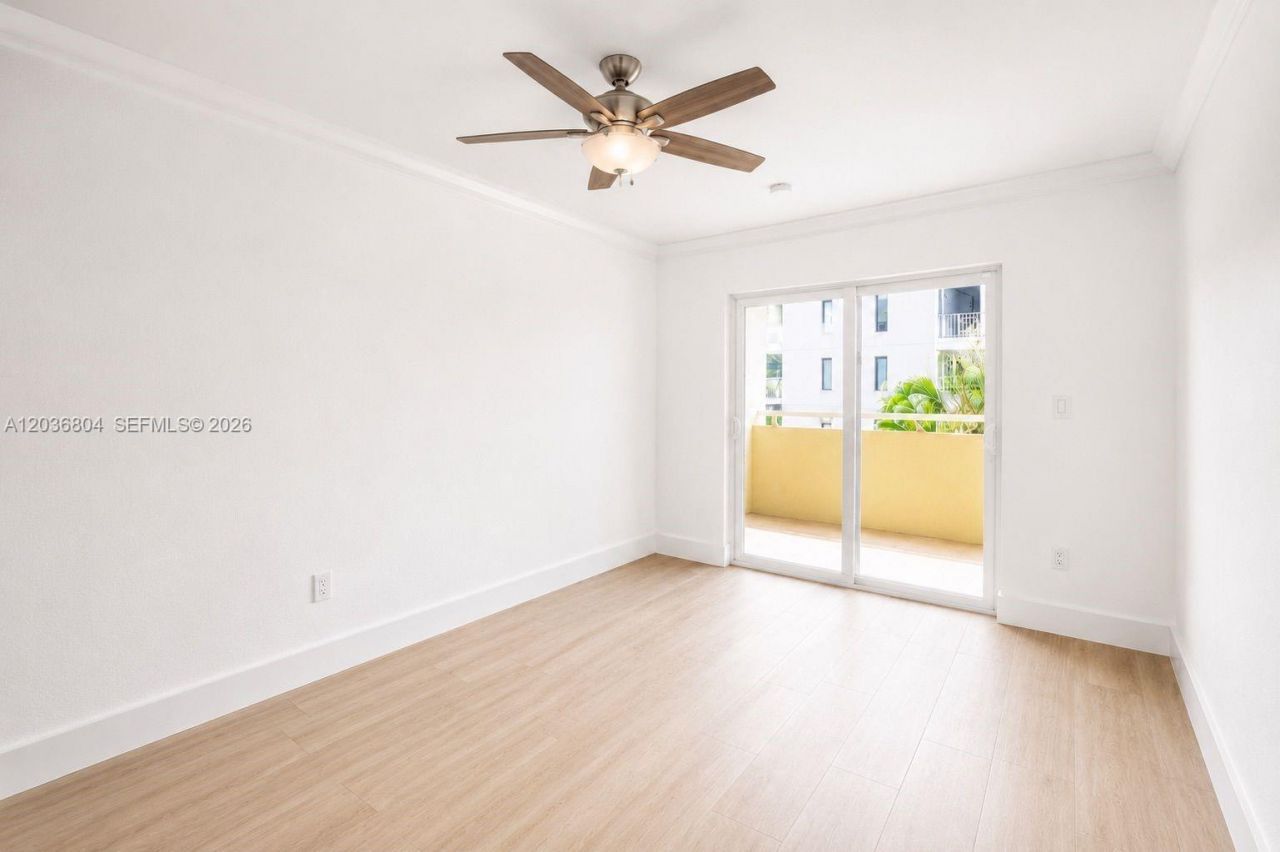5839 SW 74th Ter, Unit 103, South Miami, FL 33143 Photo