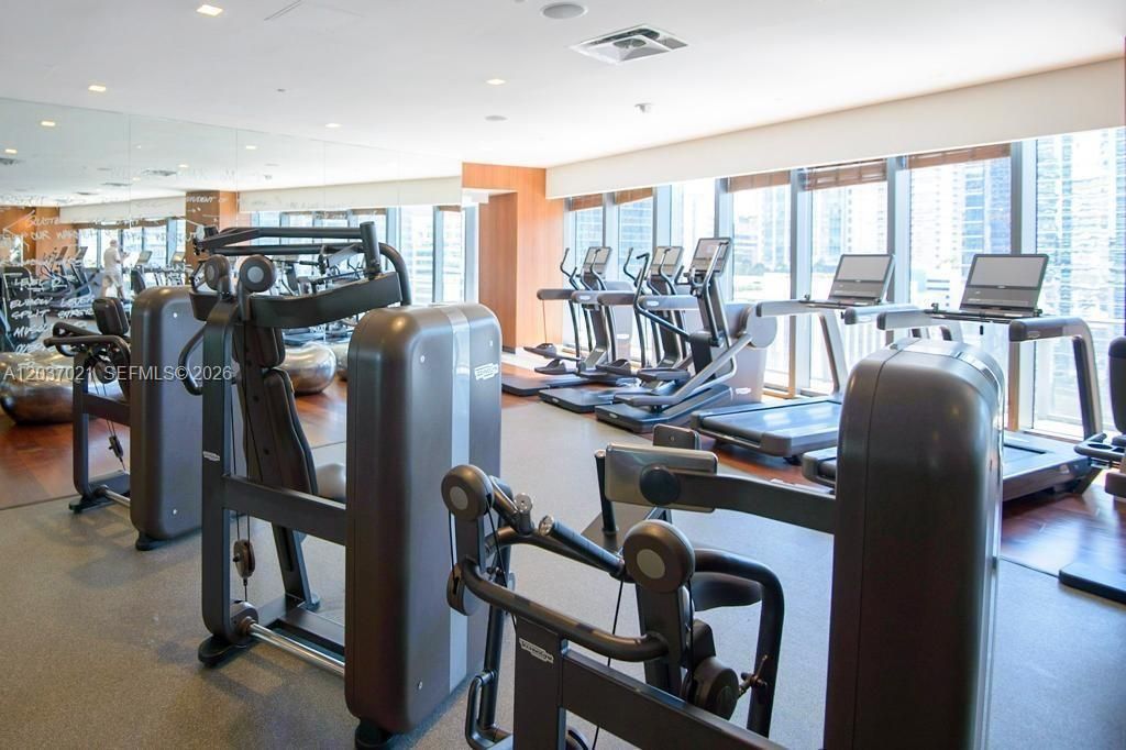 1300 S Miami Avenue , Unit 3908, Miami, FL 33130 Photo