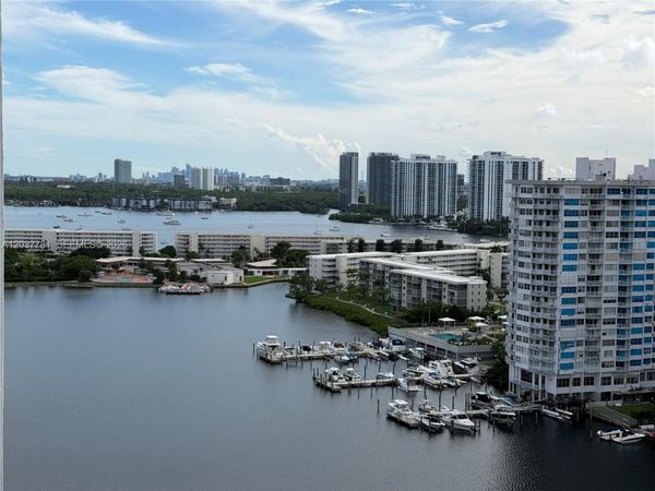 2801 NE 183rd St, Unit 2107W, Aventura, FL 33160