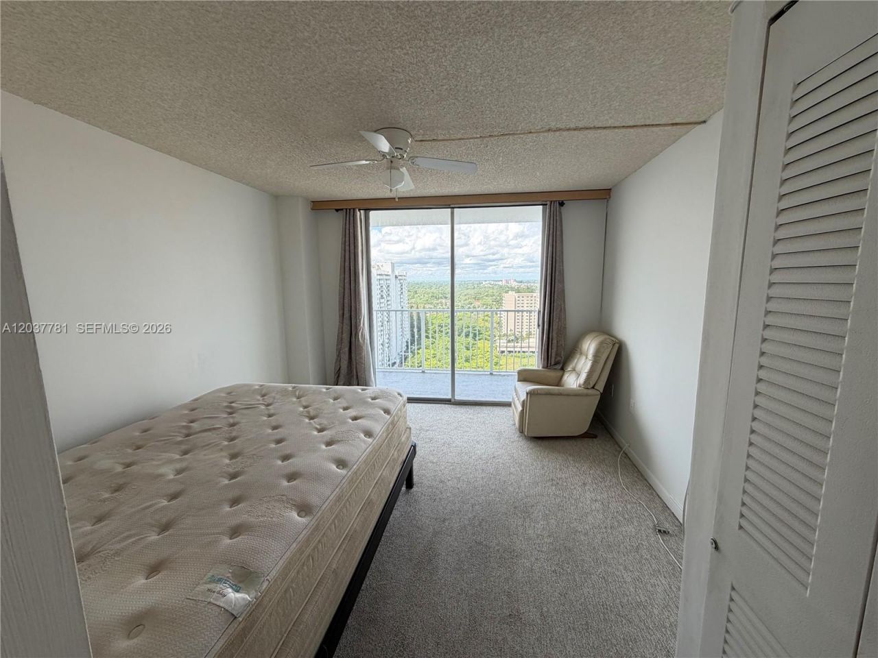 2801 NE 183rd St, Unit 2107W, Aventura, FL 33160 Photo