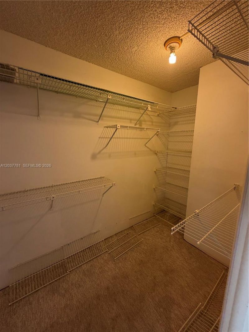 2801 NE 183rd St, Unit 2107W, Aventura, FL 33160 Photo