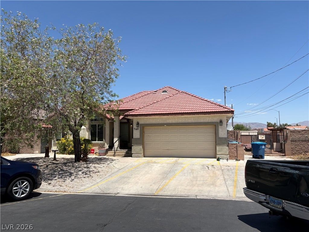 748 Stagecoach Avenue , North Las Vegas, NV 89081
