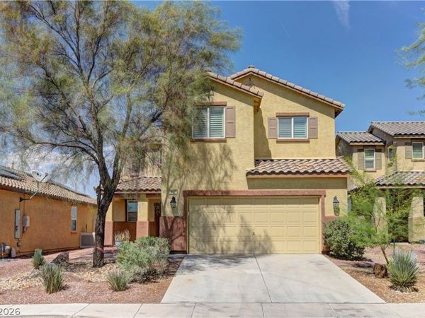952 Crescent Falls Street , Henderson, NV 89011