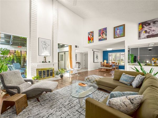 2828 San Lago Court , Las Vegas, NV 89121