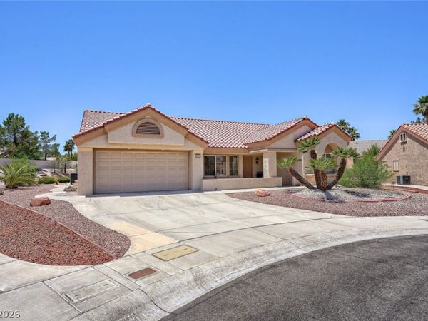 2405 Burke Court , Las Vegas, NV 89134