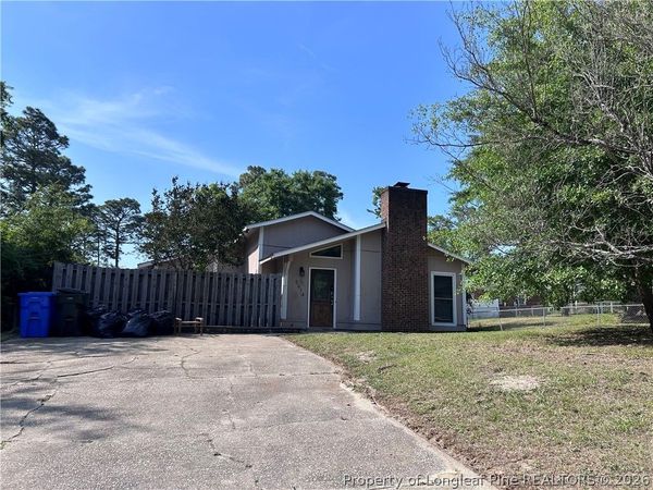 5914 Rustlewood Drive , Fayetteville, NC 28304