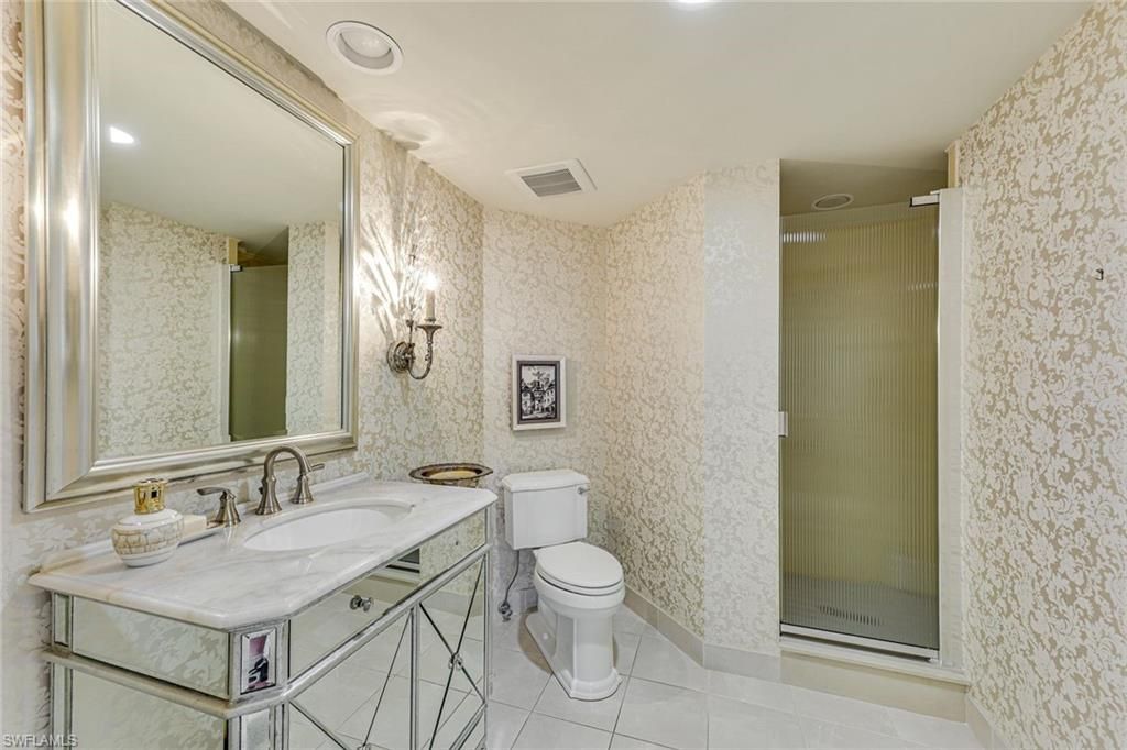 6001 Pelican Bay Blvd, Unit F, Naples, FL 34108 Photo