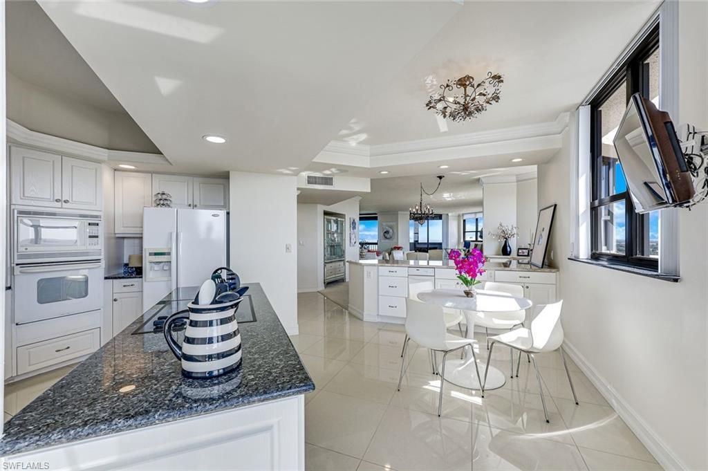6001 Pelican Bay Blvd, Unit F, Naples, FL 34108 Photo