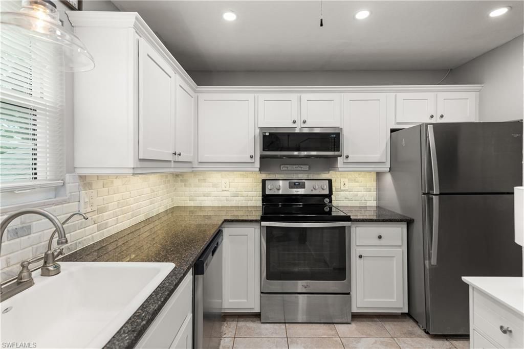 163 Bristol Ln , Unit B 201, Naples, FL 34112 Photo