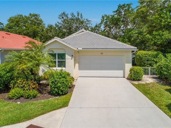 120 Livermore LN , NAPLES, FL 34119