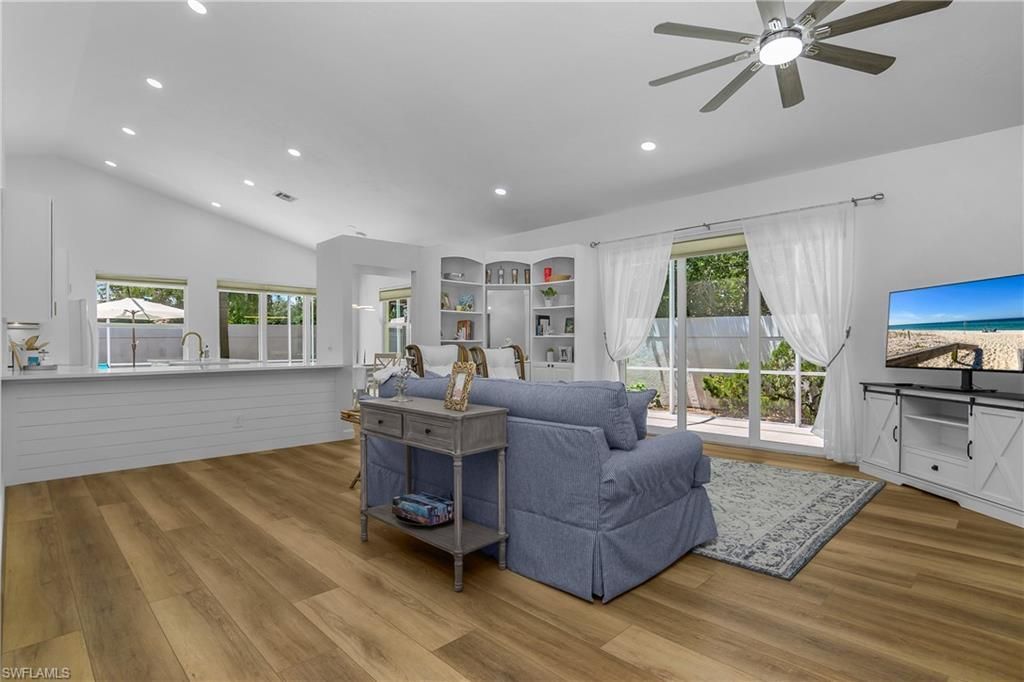120 Livermore Ln , Naples, FL 34119 Photo