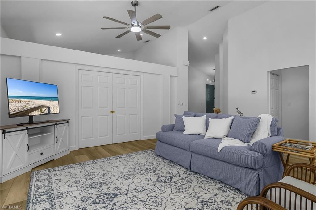 120 Livermore Ln , Naples, FL 34119 Photo