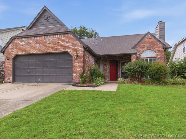 1004 N Willow Avenue , Broken Arrow, OK 74012