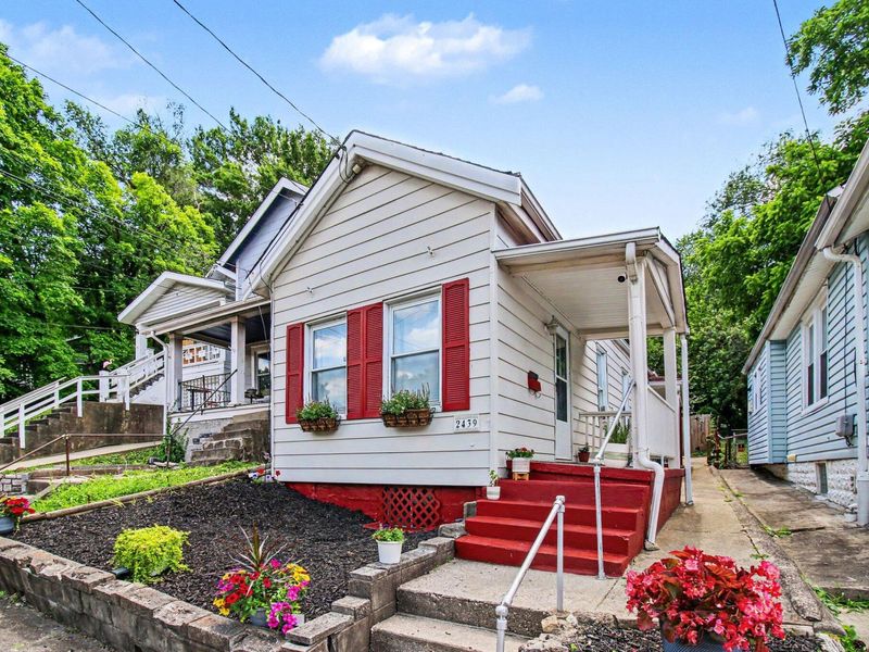 2439 Warren Street, Covington, KY 41014 Photo 2