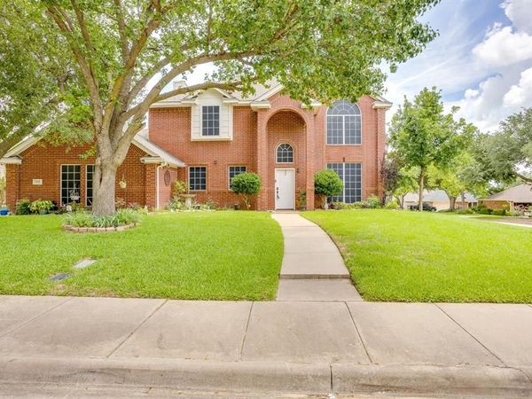435 Arbor Lawn Drive , Burleson, TX 76028