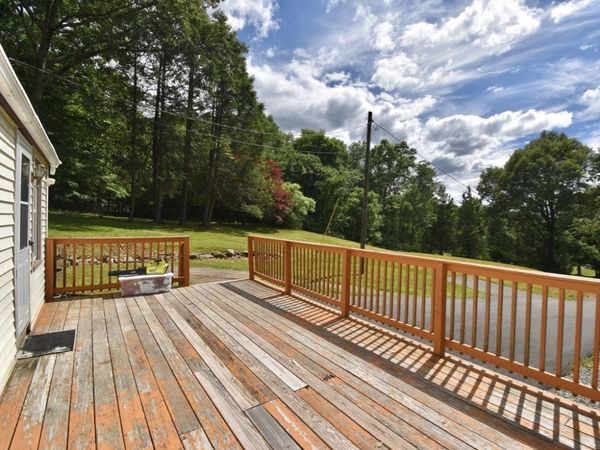 338 Wilbraham Rd, Hampden, MA 01036