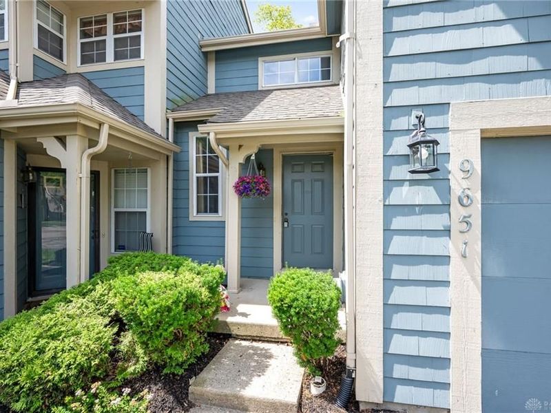 9651 Whalers Wharf, Washington Township, OH 45458 Photo 2