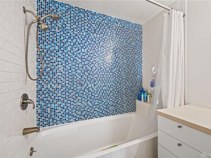 9651 Whalers Wharf, Washington Township, OH 45458 Photo 32