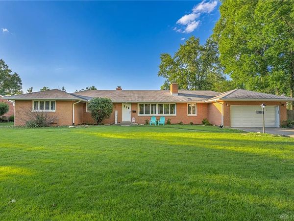 3290 Ridgeview Avenue, Kettering, OH 45409