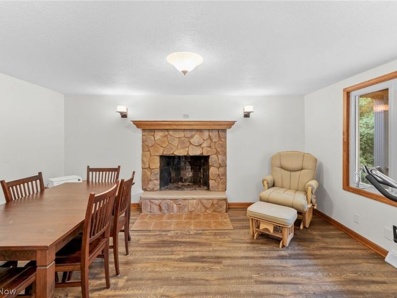 160 W Mohawk Drive , Malvern, OH 44644 Photo 16