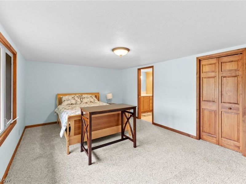 160 W Mohawk Drive , Malvern, OH 44644 Photo 18