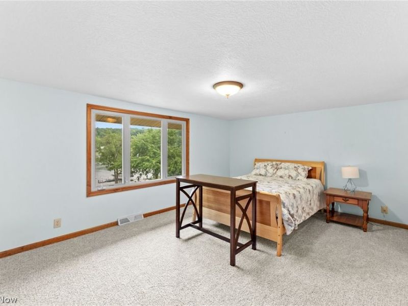 160 W Mohawk Drive , Malvern, OH 44644 Photo 19