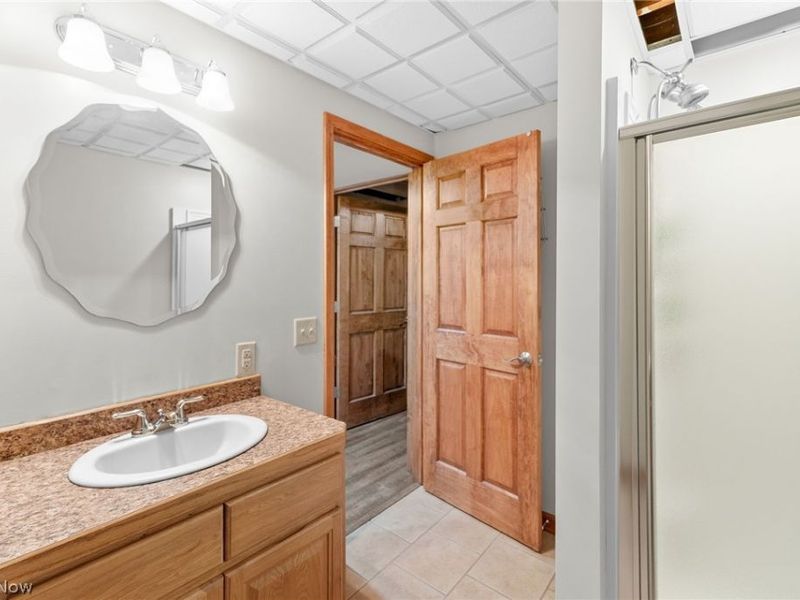 160 W Mohawk Drive , Malvern, OH 44644 Photo 30