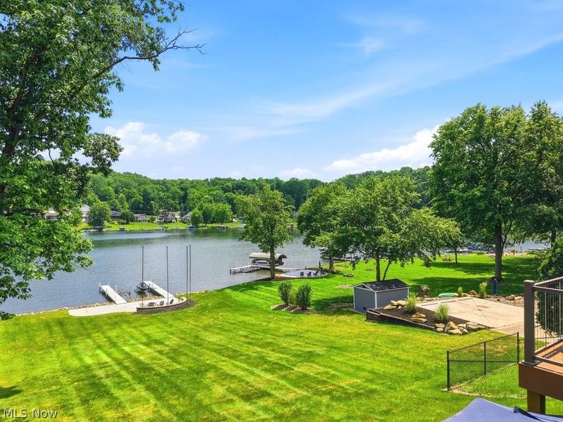 160 W Mohawk Drive , Malvern, OH 44644 Photo 35