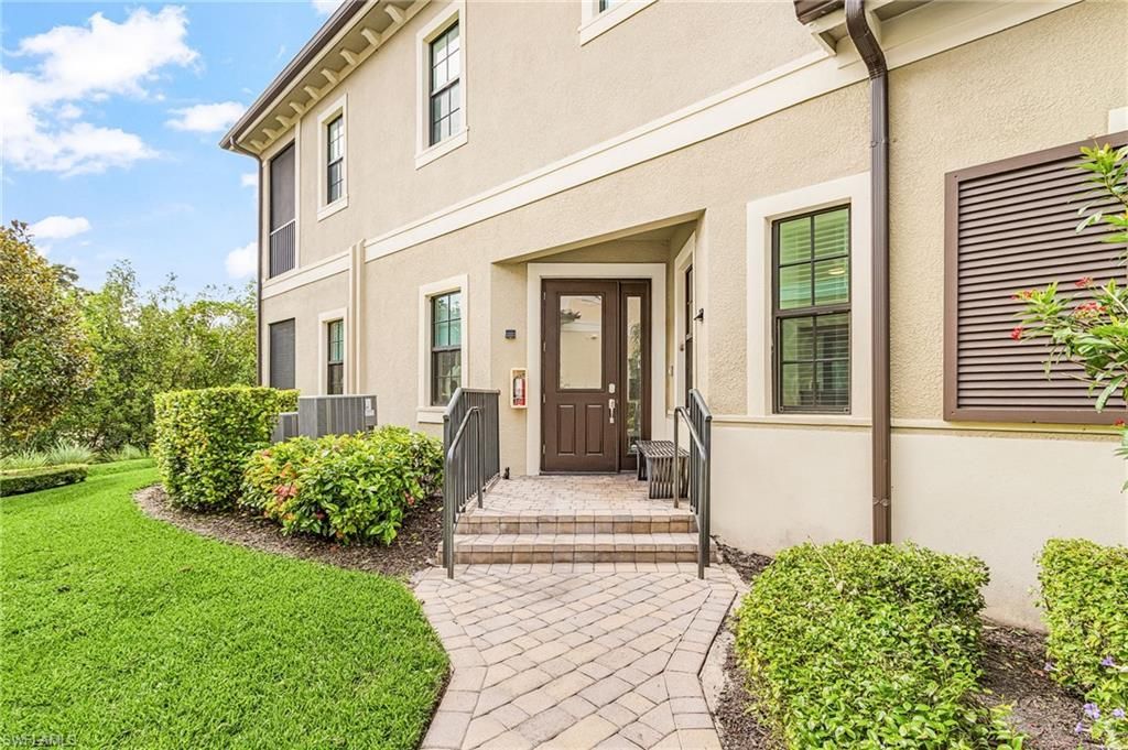 2488 Breakwater Way , Unit 13101, Naples, FL 34112 Photo