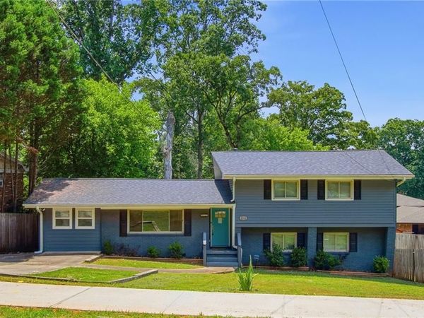 2241 Colleen Court , Decatur, GA 30032