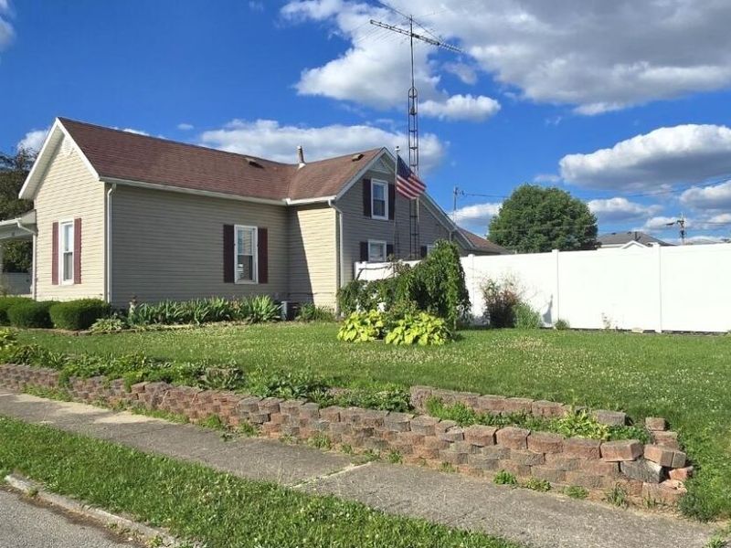 312 S Wall Street, Covington, OH 45318 Photo 3