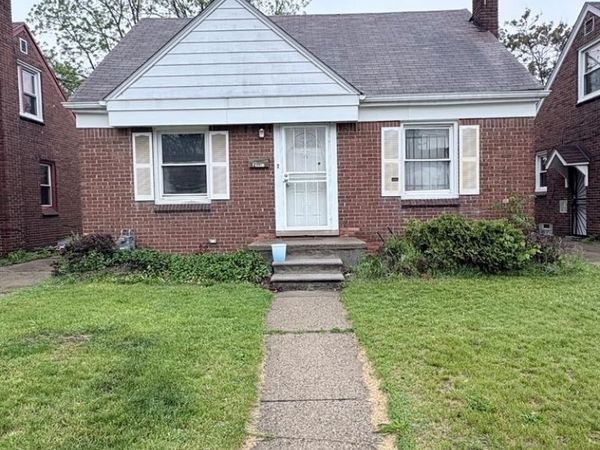 20451 Binder Street, Detroit, MI 48234