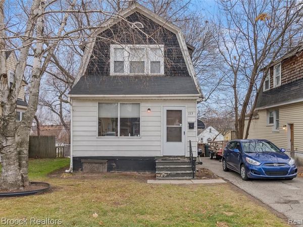 113 Kemp Street , Pontiac, MI 48342