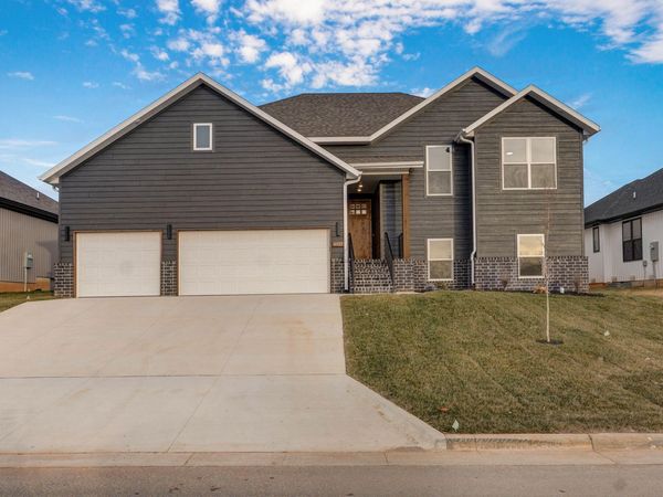 2925 W Teton Drive , Springfield, MO 65810