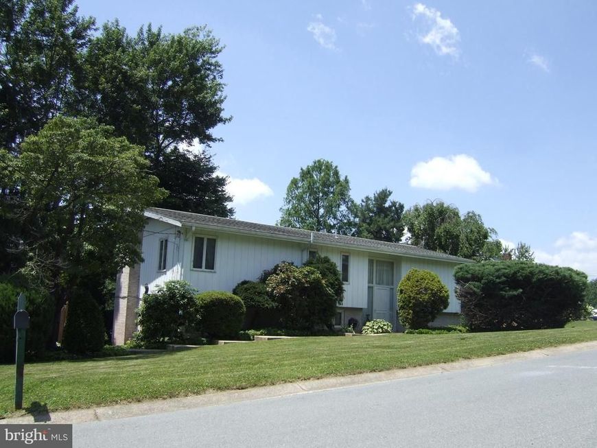 1137 Hermosa Avenue , Lancaster, PA 17601 Main Photo