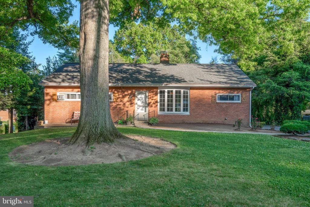 1918 Millersville Pike, Lancaster, PA 17603 Main Photo