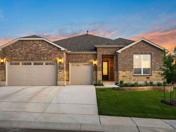 112 Telegraph LN, Georgetown, TX 78633