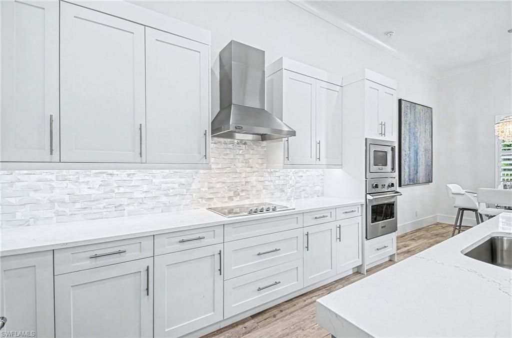 1114 6th Ln N, Naples, FL 34102 Photo