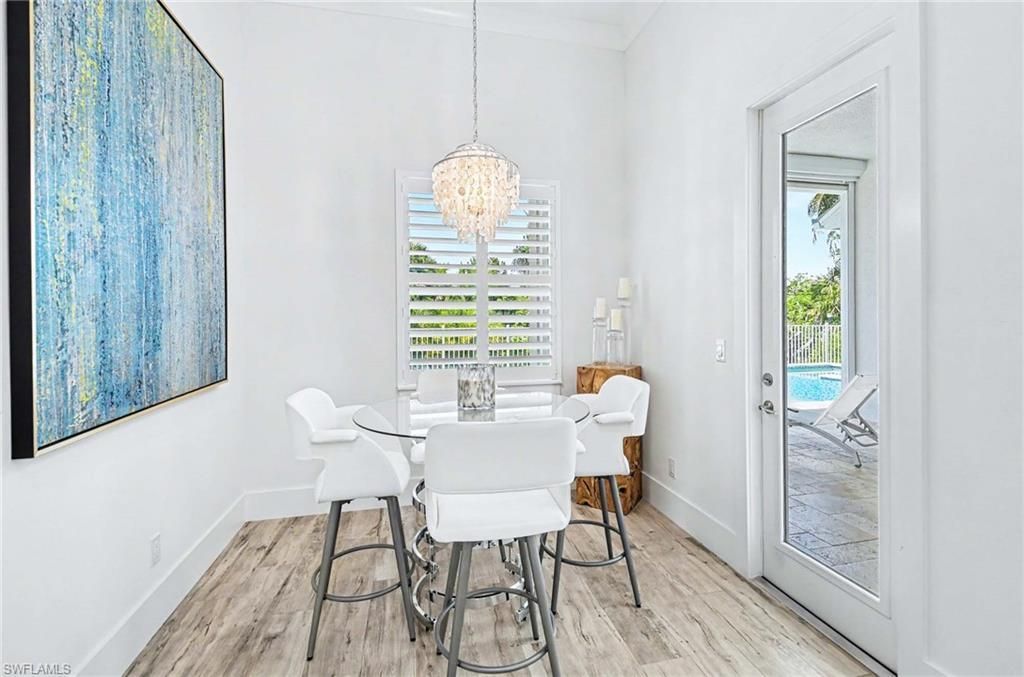1114 6th Ln N, Naples, FL 34102 Photo