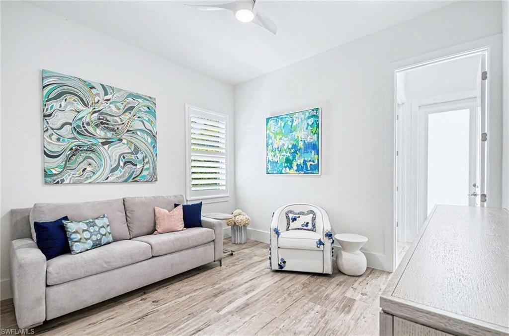 1114 6th Ln N, Naples, FL 34102 Photo