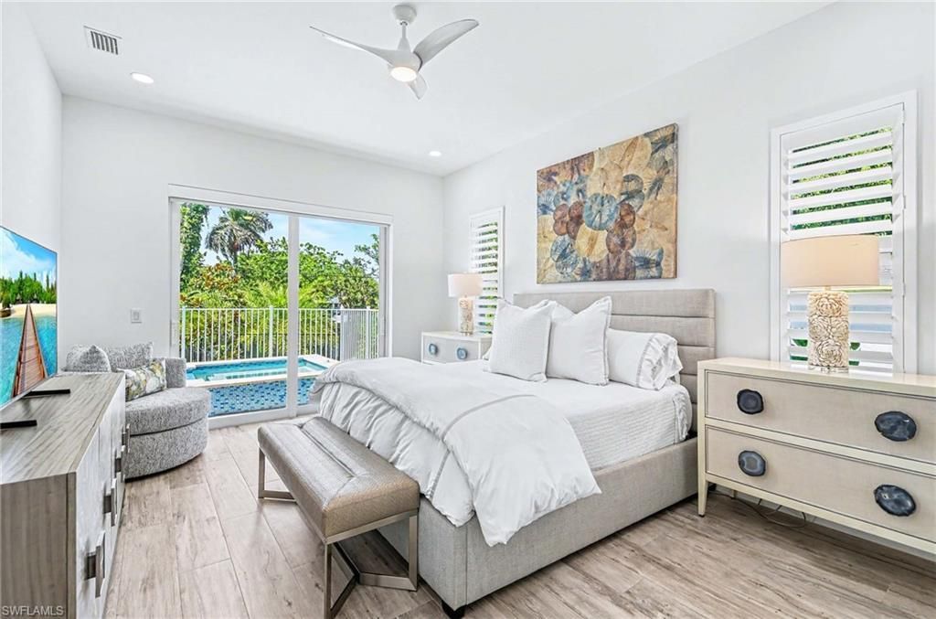 1114 6th Ln N, Naples, FL 34102 Photo