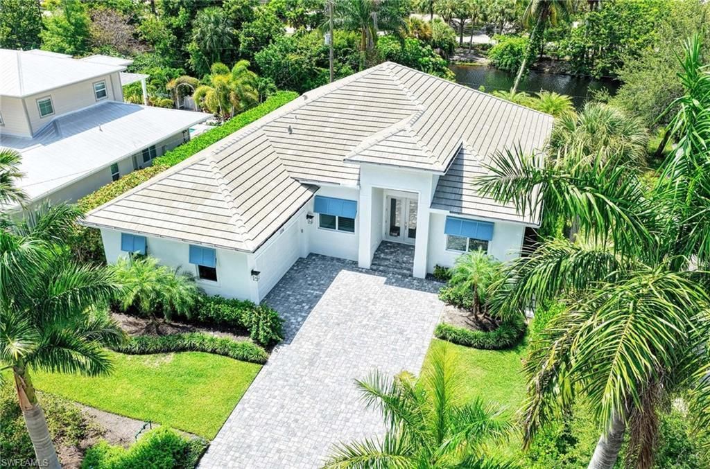 1114 6th Ln N, Naples, FL 34102 Photo