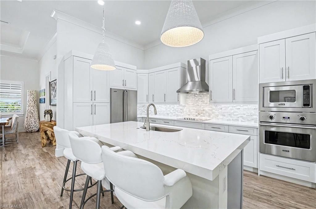 1114 6th Ln N, Naples, FL 34102 Photo