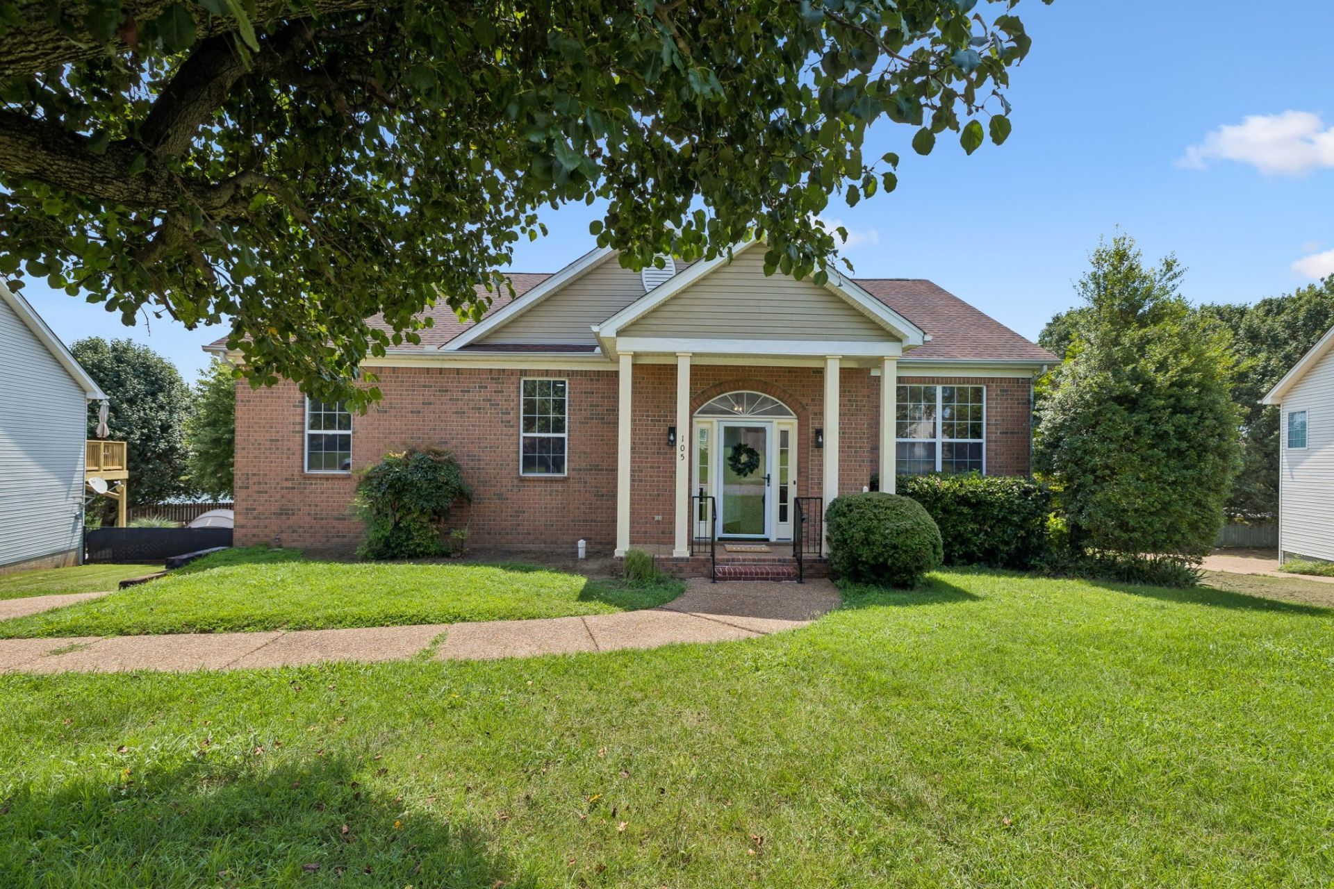 105 Rose Garden Ln, Goodlettsville, TN 37072 Main Photo