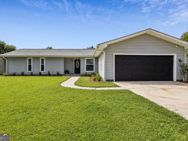 105 Wolf Bay Circle, Kingsland, GA 31548