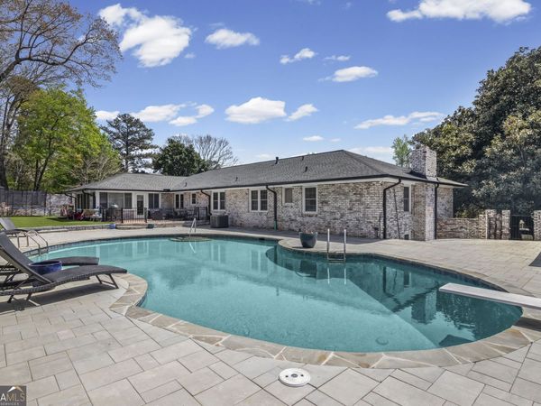 2808 Beverly Hills Drive NE, Marietta, GA 30068